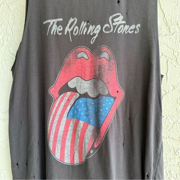 DAYDREAMER Tank Women Small Flag Tongue Tank Distressed Coal - Picture 5 of 13